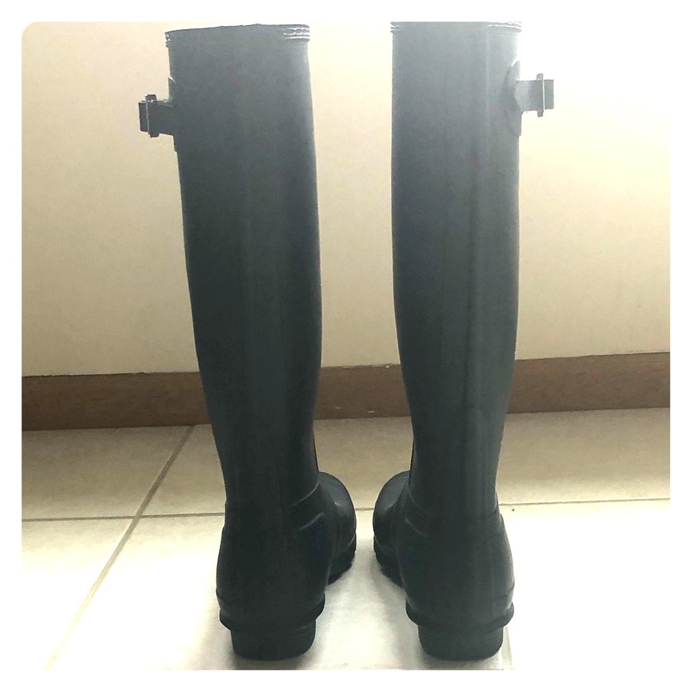 Hunter Women's Original Tall Rain Boots: Black, 10 - Picture 6 of 7